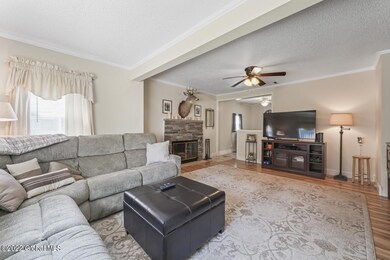 49 Fox Ave, Schenectady, NY 12304 - photo 5