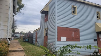 6743 W Park Ave, Saint Louis, MO 63139 - photo 2