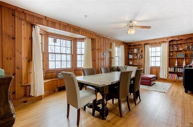 Open Concept Dining/Entertaining Room
