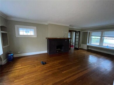 3348 Altamont Ave, Cleveland, OH 44118 - photo 5