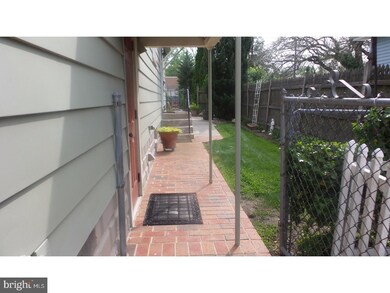 18 Berlin Rd S, Lindenwold, NJ 08021 - photo 3