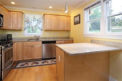 1593 Centre St, West Roxbury, MA 02132 - photo 7