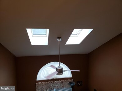 59 Timbercrest Dr, Sewell, NJ 08080 - photo 5