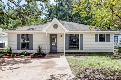 1207 1/2 7th St, Long Beach, MS 39560 - photo 3