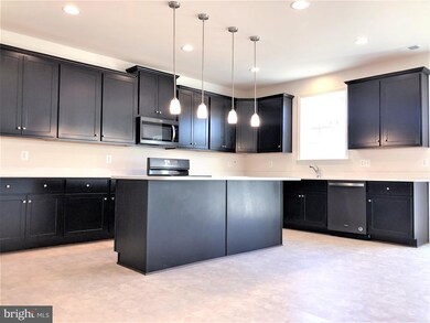 1252 Upland Dr, Fayetteville, PA 17222 - photo 5