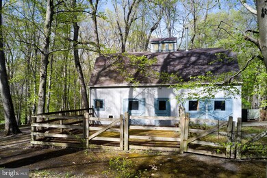 5924 Honey Hollow Rd, Doylestown, PA 18902 - photo 4