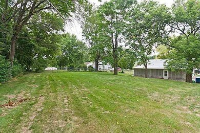 Yard/Garden. Back yard
