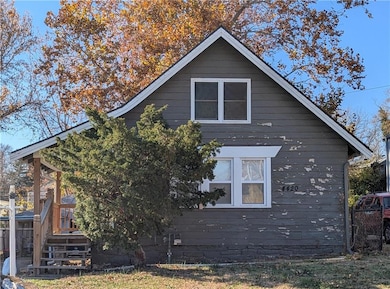 4420 Indiana Ave, Kansas City, MO 64130 - photo 2