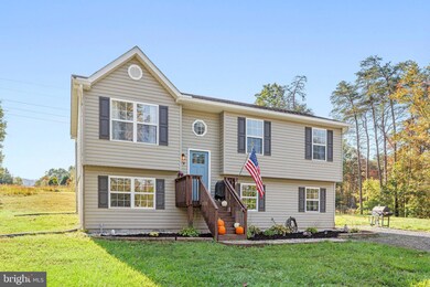 79 Marian Ln, Bentonville, VA 22610 - photo 2