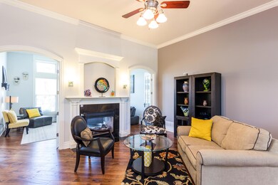 1801 Dunhill Way-3