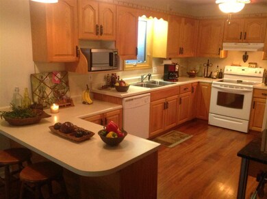 The kitchen is fully applianced!