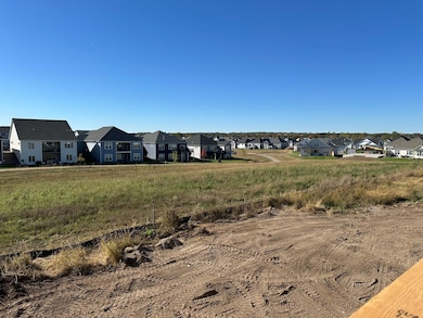 Lot backs up to greenspace!