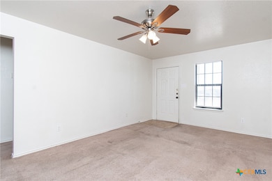 405 Bermuda unit B, Copperas Cove, TX 76522 - photo 4