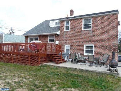 304 Melvin Dr, Brookhaven, PA 19015 - photo 3