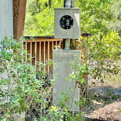 127 Bluegill Dr, Interlachen, FL