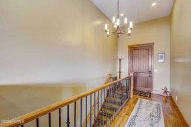 6-web-or-mls-E Viewside Cir-007