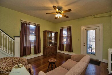 912 Quincy Ave, Scranton, PA 18510 - photo 4