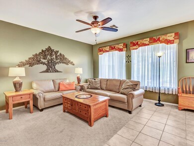29 - Familyroom