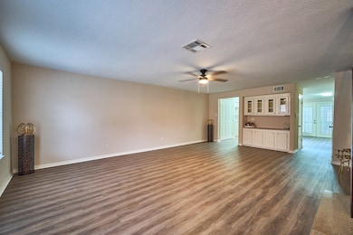 10818 Briar Forest Dr unit 34, Houston, TX 77042 - photo 2