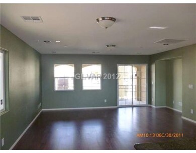 10627 W Gilmore Ave, Las Vegas, NV 89129 - photo 2