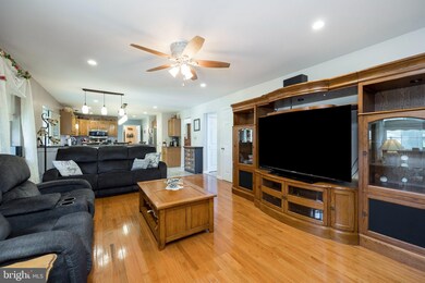 100 Fairfield Dr, Barto, PA 19504 - photo 6