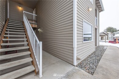 593 Eastmont Ave, East Wenatchee, WA 98802 - photo 2