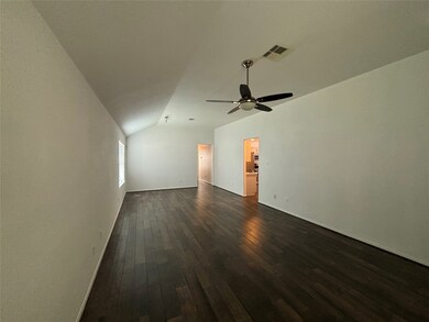 7934 Woodland Pine Dr, Houston, TX 77040 - photo 4