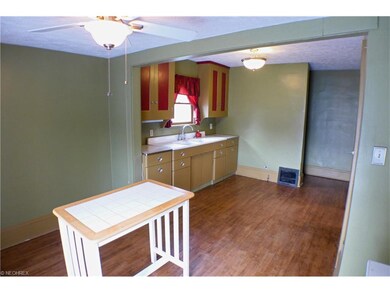 Eat in Kitchen