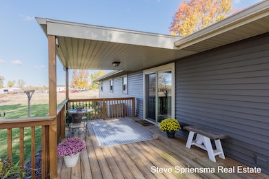 7821 88th Ave, Zeeland, MI 49464 - photo 5