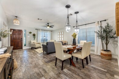 3807 Saxon Hollow Ct, Friendswood, TX 77546 - photo 7