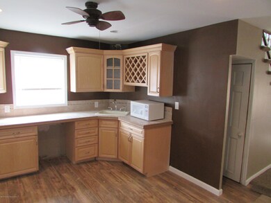 353 Grove St, Scranton, PA 18508 - photo 3