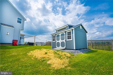 654 Bentley Dr, Inwood, WV 25428 - photo 4