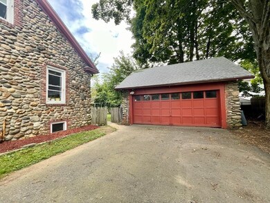 15 Ralph St, Feeding Hills, MA 01030 - photo 3