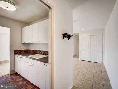 7577 Margate Ct unit 5B-203, Manassas, VA 20109 - photo 6