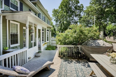 8 Hancock St, Northampton, MA 01060 - photo 4