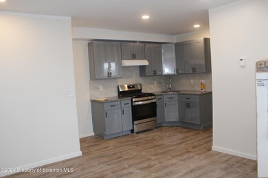 1122 Luzerne St unit B, Scranton, PA 18504 - photo 4