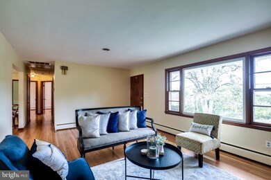 4786 Beechwood Rd, Ellicott City, MD 21043 - photo 5