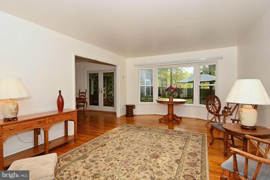 4311 Planters Ct, Annandale, VA 22003 - photo 3