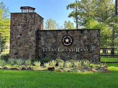 11-29-30 Grey Feather Rd, Huntsville, TX 77340 - photo 5