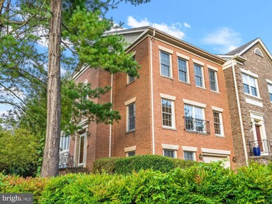 6301 Tisbury Dr, Burke, VA 22015 - photo 2