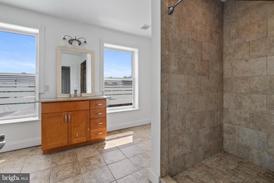 429 E 22nd St, Baltimore, MD 21218 - photo 6