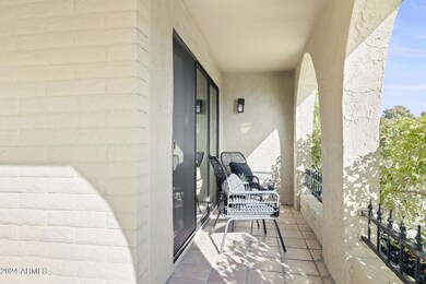 2-web-or-mls-4124-n-79th-st