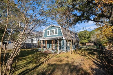 204 Maple St, Stephens, GA 30667 - photo 2