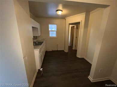 7509 Mettetal St, Detroit, MI 48228 - photo 7