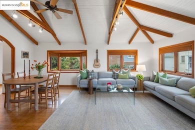 2587 Piedmont Ave unit 3, Berkeley, CA 94704 - photo 6