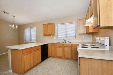 23880 W Twilight Trail Buckeye-large-005