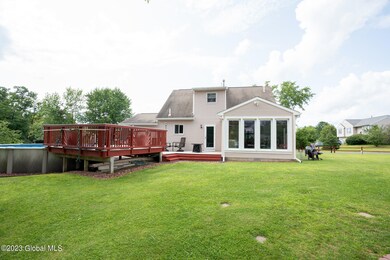 864 Dutch Dr, Castleton-On-hudson, NY 12033 - photo 2