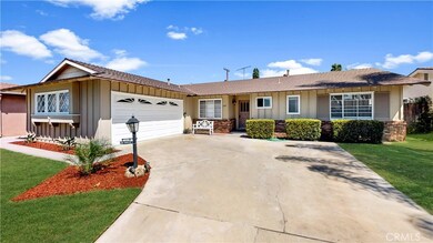 Exterior - Front House and Front Yard