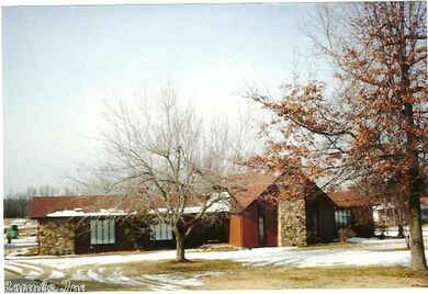 6285 Highway 135 N, Paragould, AR 72450 - photo 2