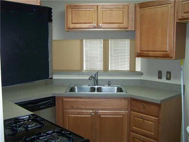 4463 Bayou Des Familles Dr, Marrero, LA 70072 - photo 3